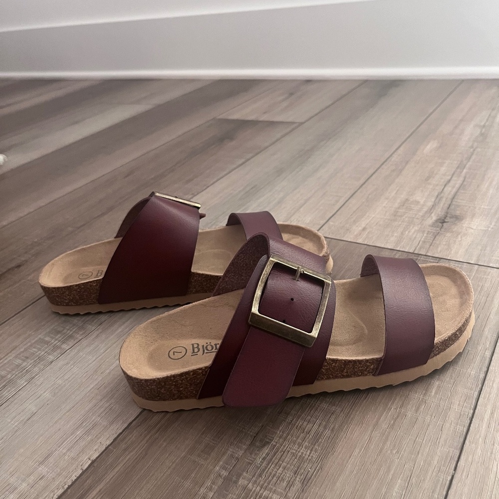 Leather sandals